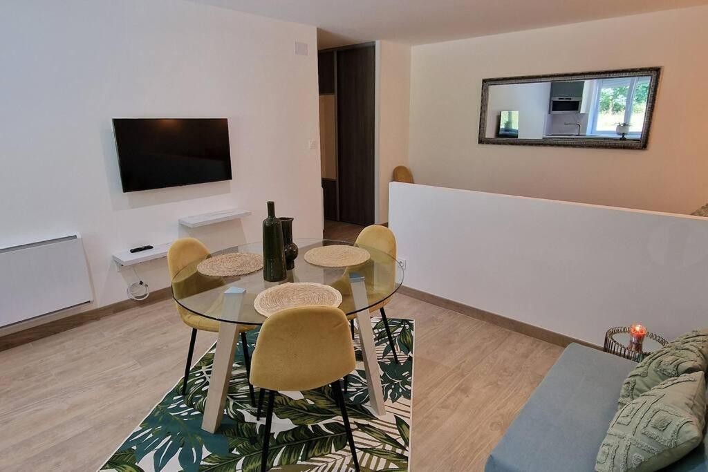 La Dame - Parking Prive - Proche Ge Alstom Apartamento Cravanche Exterior foto